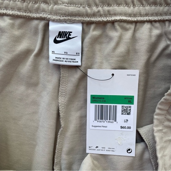NWT Nike Standard Fit High Rise Joggers XL - Picture 6 of 6